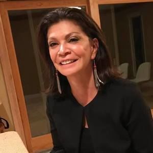 Meet your Posher, Sandy